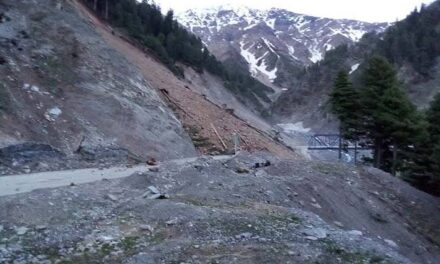 Mughal road closed due to landslide in Poonch