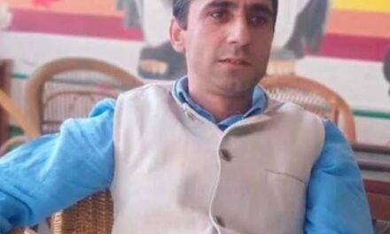 Two-wheelers of those without crash helmets will be seized: RTO Kashmir