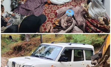 Police rescues stranded family from Bangus valley