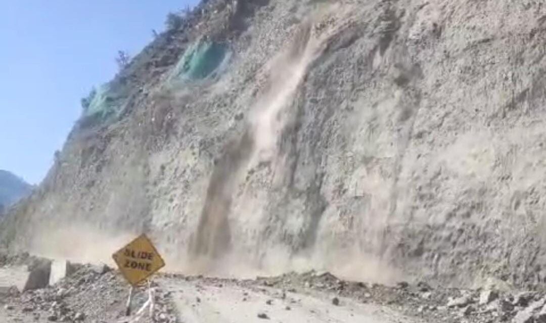 Jammu-Srinagar highway closed due to shooting stones in Ramban