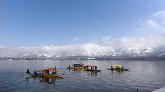 After light wet spell, night temp improves across Kashmir;Gulmarg coldest place at minus 8.0 degree Celsius