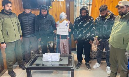 Police arrests 5 drug peddlers including lady in Baramulla;Contraband substances recovered