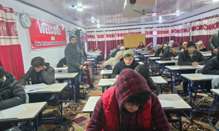 EC Feroz visits Govt. Higher Secondary School Pashkum 