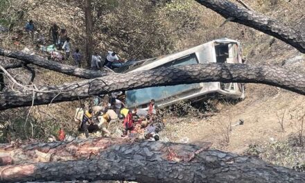 Update:21 killed, 59 injured as bus falls into gorge in Akhnoor Jammu