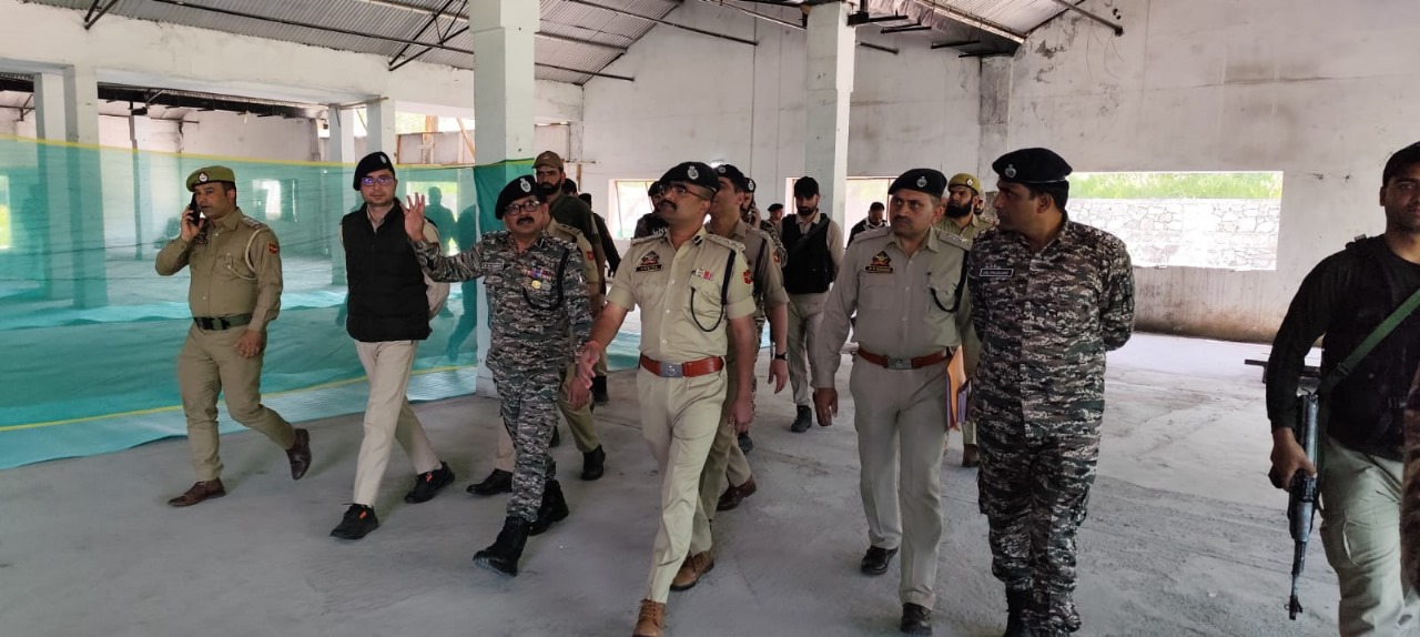 SSP Srinagar visits various camping locations across district