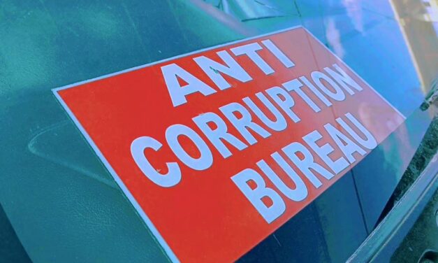 Auto Driver Refuses Bribe, SPO Caught Red-Handed by J&K ACB in Anantnag 