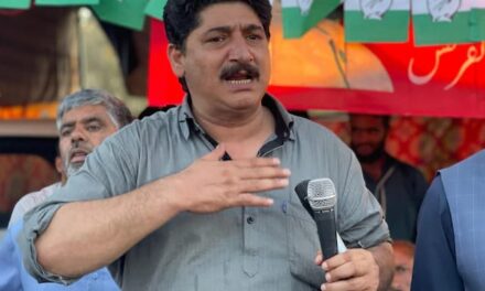 “Had no intention”: Hilal Lone on not standing during national anthem at SKICC