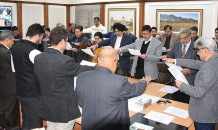 Chief Secretary administers oath to officers on 15th National Voters Day