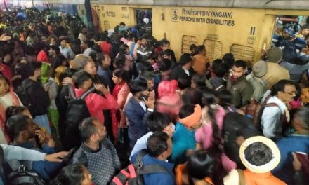 15 dead, over dozen injured, in stampede at New Delhi Railway Station