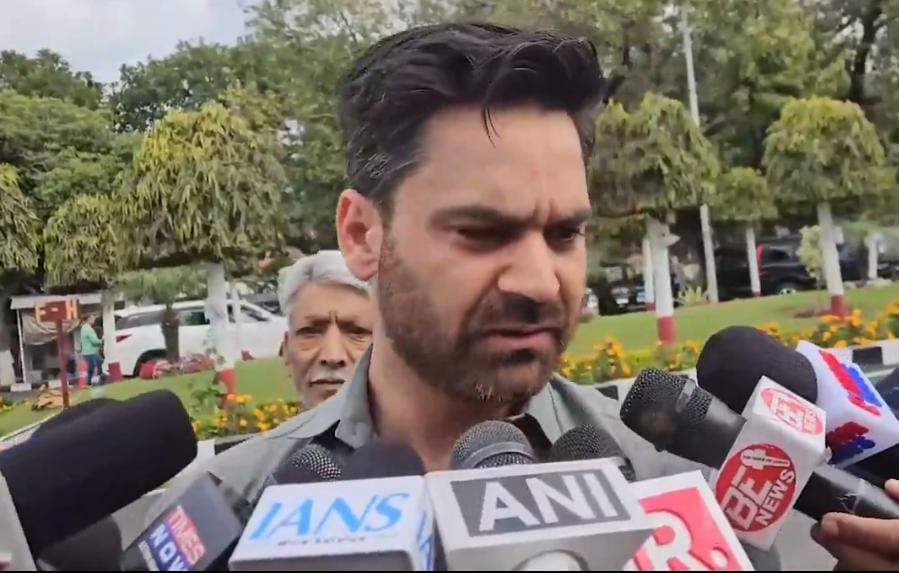 Wahid Para raises issue of ban on J&K groups in Assembly, seeks revocation