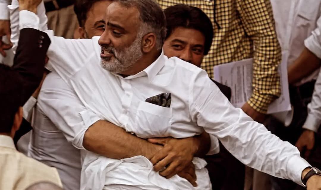 Three opposition MLAs move no-confidence motion against Assembly Speaker