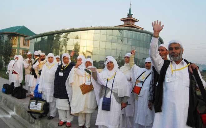 Srinagar airport closure disrupts Hajj travel plans for J&K pilgrims, 2 flights cancelled