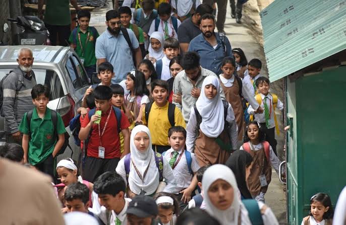 No plans for early summer break: DSEK