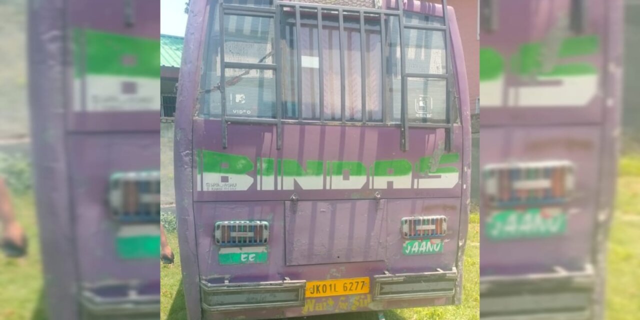 ARTO Ganderbal Takes Swift Action, Seizes Mini-Bus After Passengers Abandoned Midway on Kangan Route
