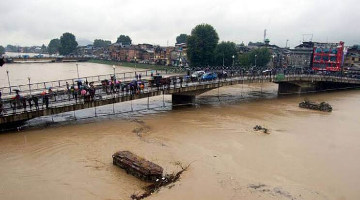 Admin on high alert, but water level below danger mark: DC Srinagar