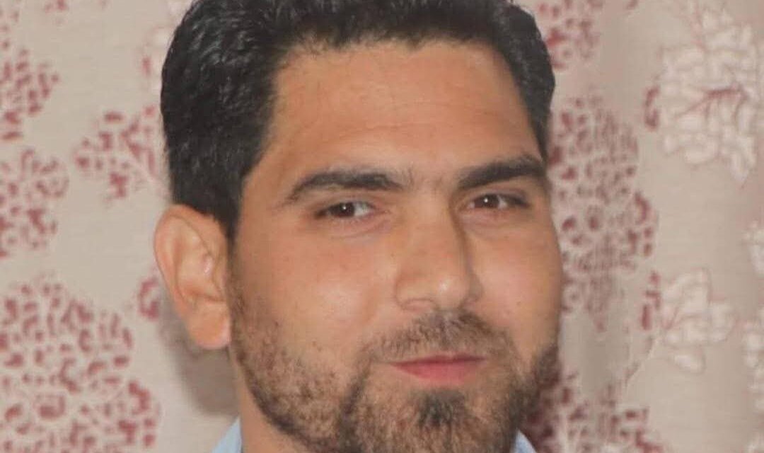 DC, SSP Budgam Join Thousands for Last Rites of Naib Tehsildar Killed in Nowgam Blast