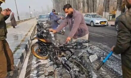 Technical Fault Sparks Motorcycle Blaze on Boulevard Road