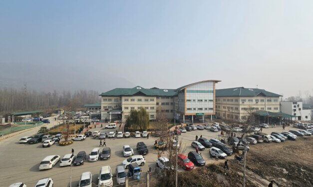 Gap Between Claim and Reality: Ganderbal Residents Criticize Hospital’s Ultrasound Facility