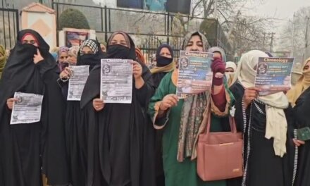 PDP Women’s Wing Stages Protest in Budgam, Demands Public Apology from CM Nitish Kumar
