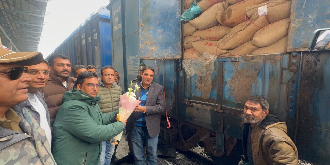 In a first, food-grain freight train arrives in Kashmir
