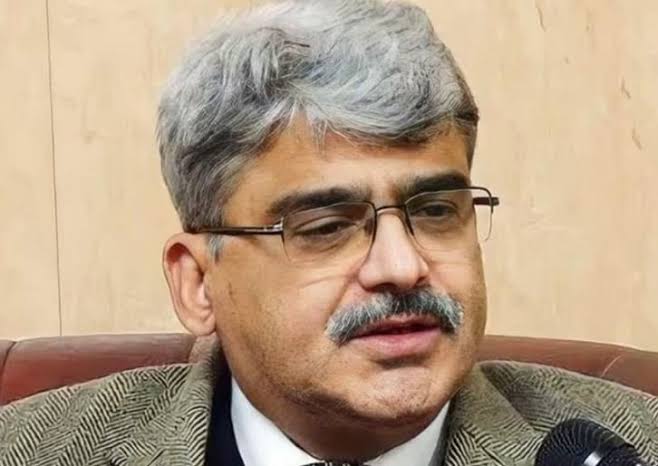 Tourist arrivals picking up as conditions improve after Pahalgam attack: J&K Chief Secretary Atal Dulloo