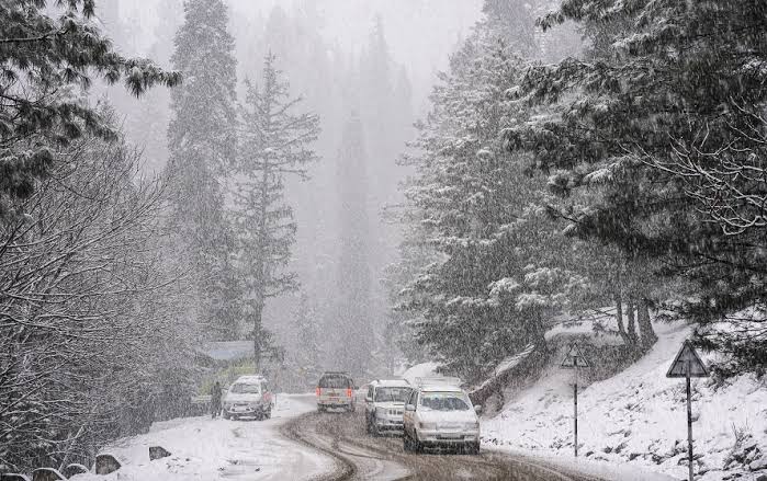 Gulmarg, Sonamarg among coldest as freezing conditions prevail in Kashmir