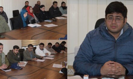 DC Ganderbal chairs meeting of District Level Telecom Committee, reviews Telecom Infrastructure & public grievances