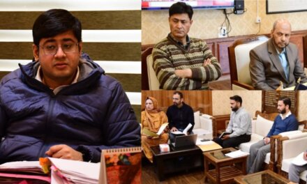 DC Ganderbal reviews progress of Mission YUVA; 158 cases approved